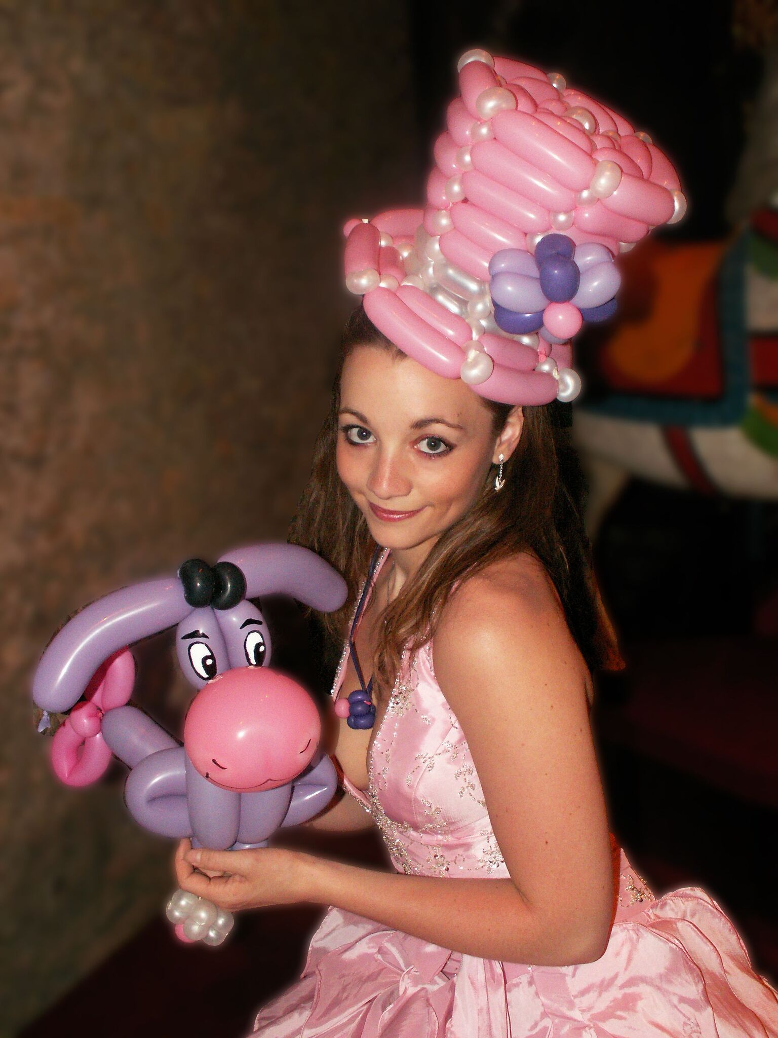 Maquillage et sculpture ballon pour les enfants à la Folle Soirée